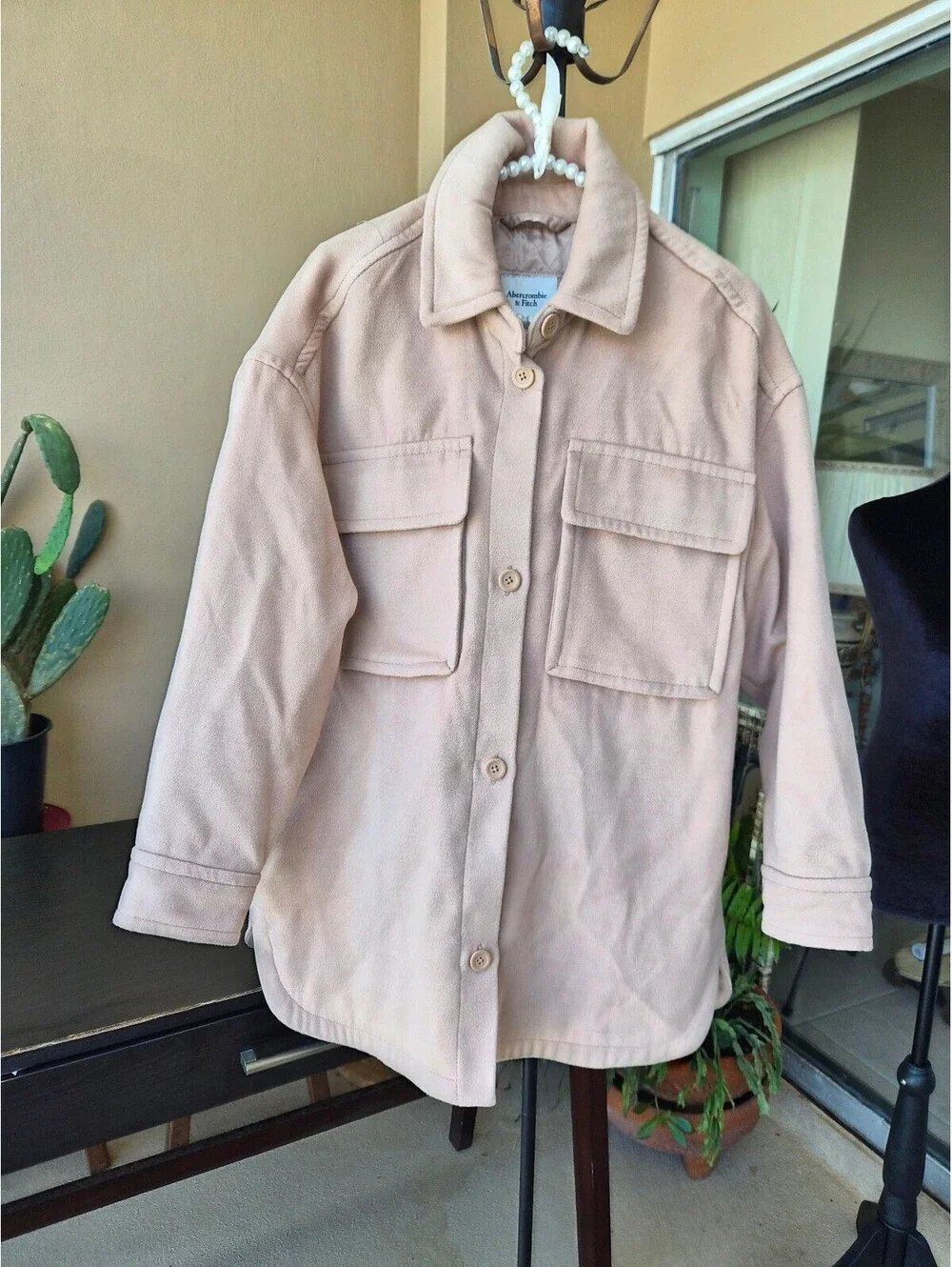 Abercrombie & Fitch Beige Shirt Jacket Size S [COPY]